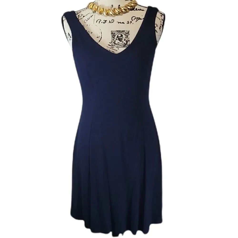 Navy V-Neck Versatile Dress